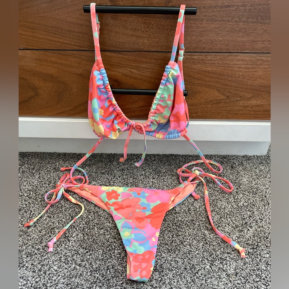 COPY - Billabong thong bikini set size small